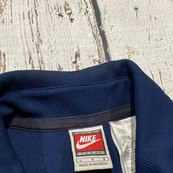 Penn State University Nittany Lion Nike NCAA Stitched Basketball Warmup Jersey - Picture 8 of 8